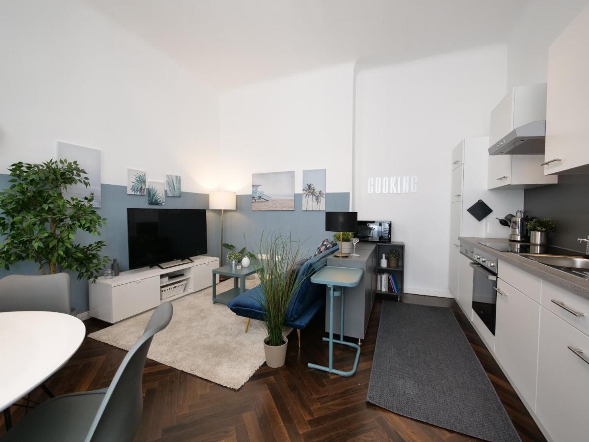 Stylish City Center Apartment Wina Bagian luar foto
